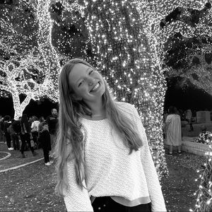 Meet your Posher, Jenna